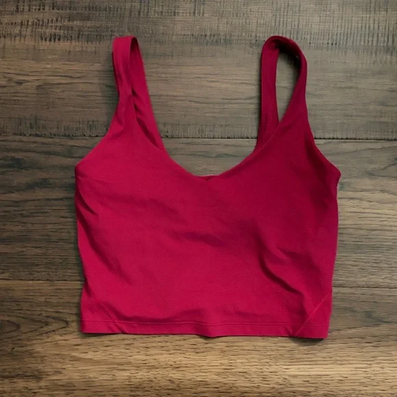 🍓 Align Tank 🍓 - Picture 2 of 4